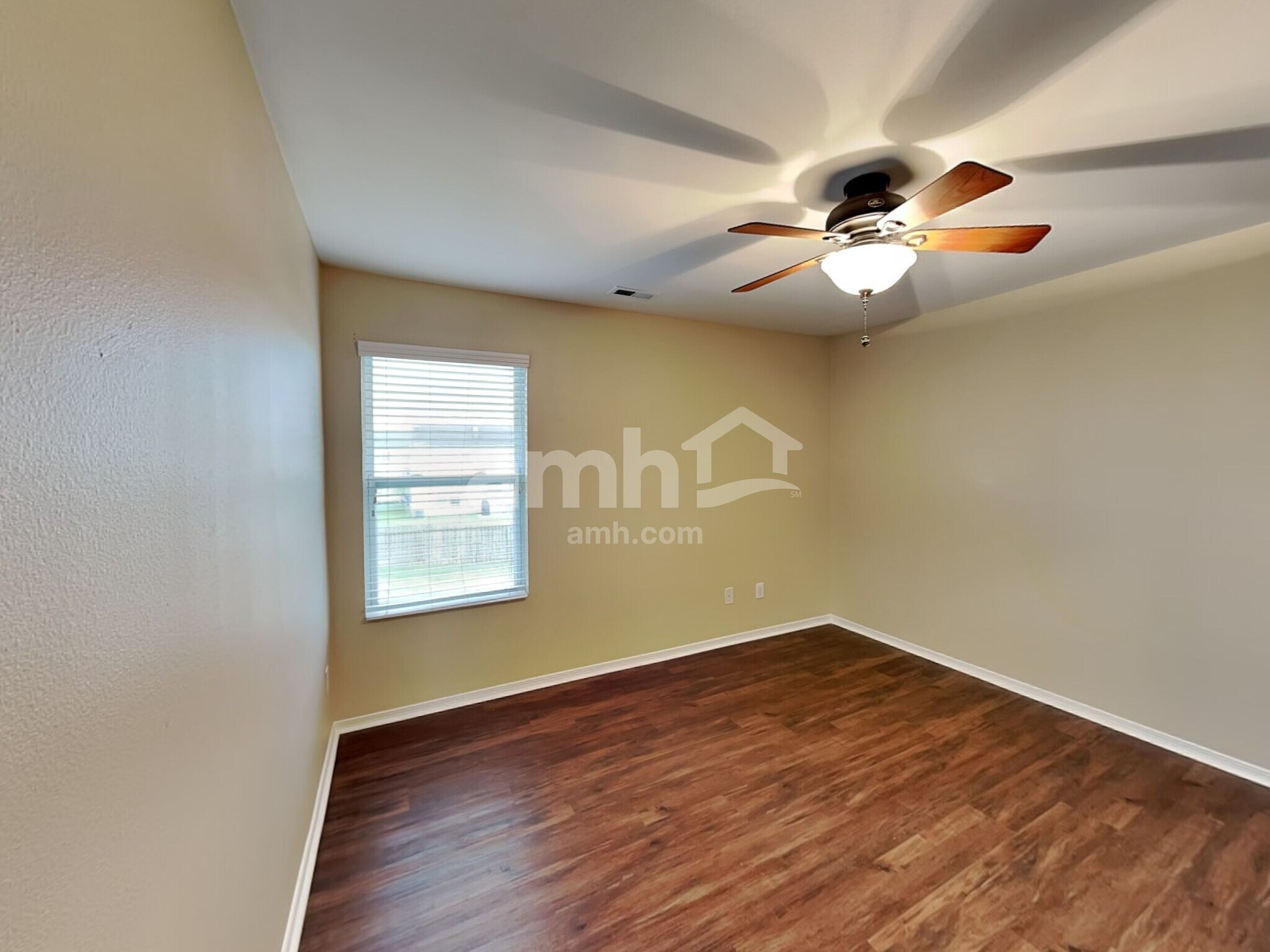 Building Photo - 1836 Meadow Crossing Dr