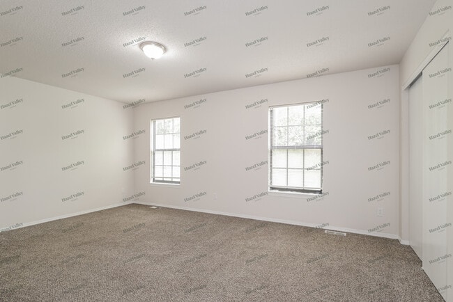 Building Photo - 5255 Elktrail Dr