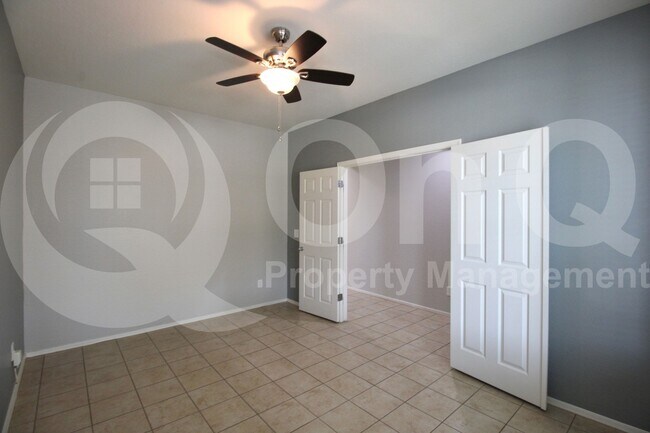 Building Photo - 15835 W Banff Ln