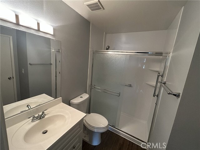 Building Photo - 16918 Cedarwood Ct