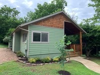 Building Photo - 420 S Church Ave