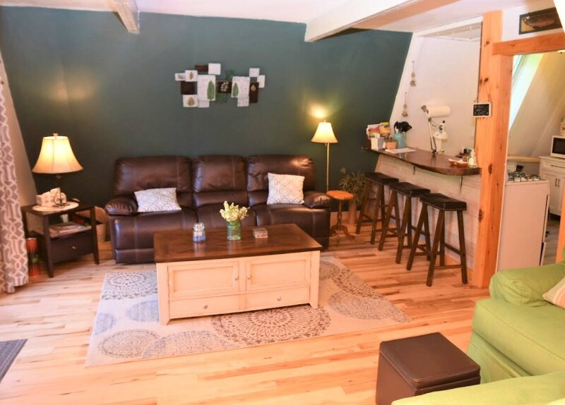 Building Photo - 139 Alan A Dale Dr