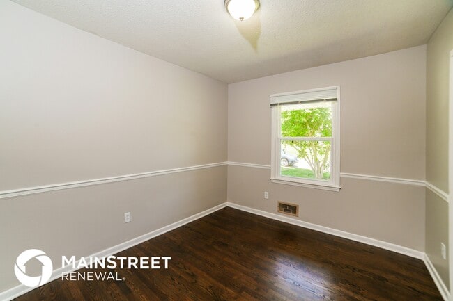 Building Photo - 12807 E 53rd St