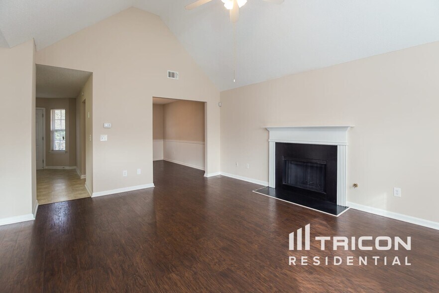Building Photo - 11569 Registry Blvd