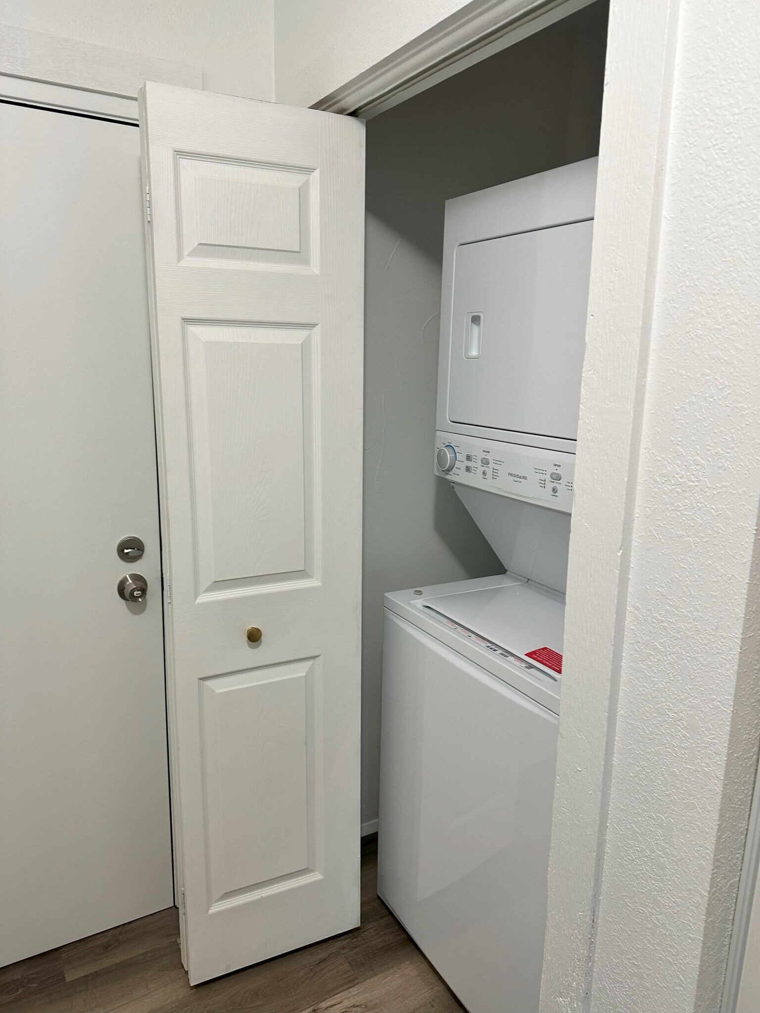 In-Unit Washer/Dryer - 155 E Wisconsin Ave