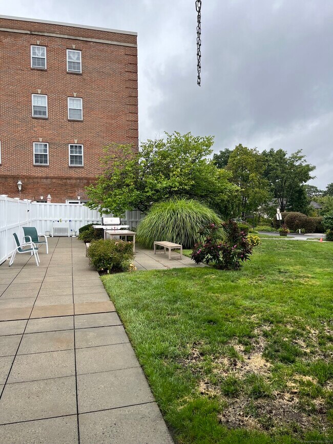 Building Photo - 59 Courtland Ave
