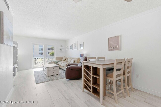 Building Photo - 4800 Ocean Beach Blvd