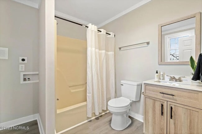 Building Photo - 2-bedroom, 1-bath cottage in the heart of Turkey, NC