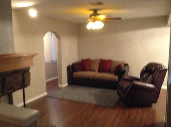 Building Photo - 6384 S 80th East Ave