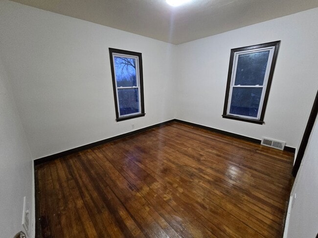 Building Photo - 1501 McDonald St