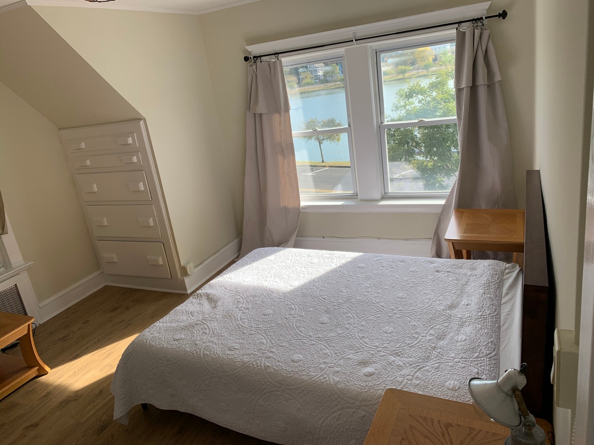 Bedroom 1 Lake View - 415 Sunset Ave