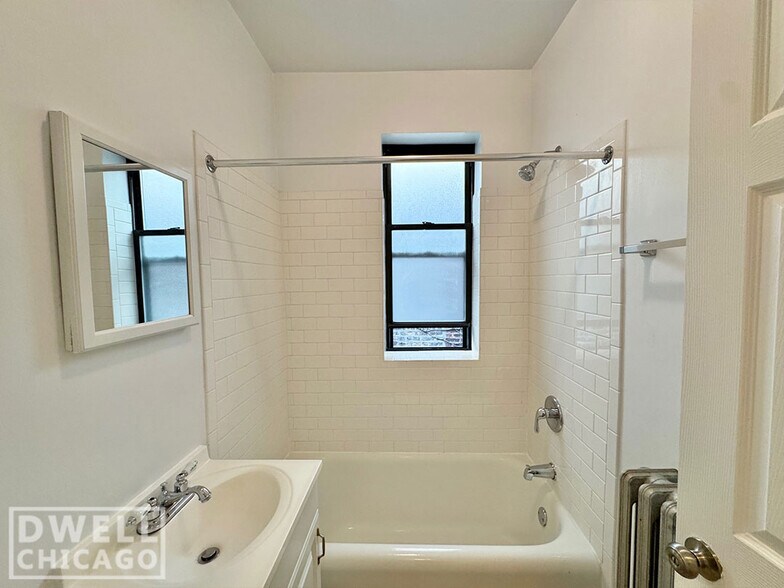 Building Photo - 1700 N Humboldt Blvd