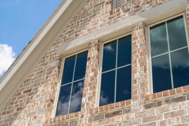 Building Photo - 27122 Butterfly Mint Ln