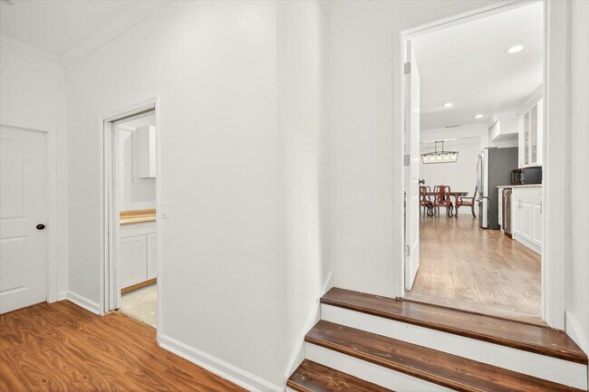Building Photo - 4214 Woodcrest St