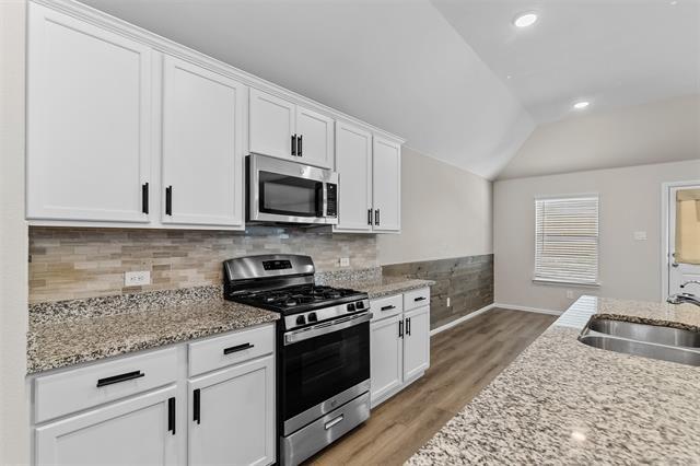 Building Photo - 1137 Chandler Dr