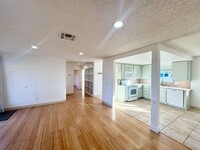 Building Photo - Move in ready home in Upper Friendly Hills...