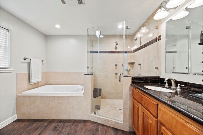 Building Photo - 903 Sugarfield Ct