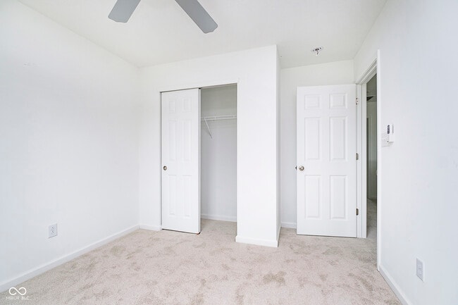 Building Photo - 5844 Cherrywood Ln