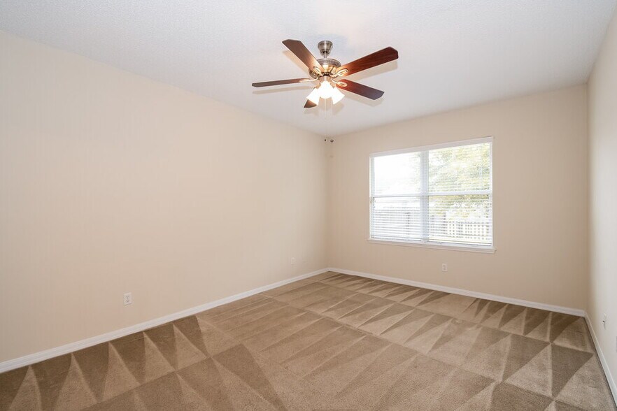 Building Photo - 2714 Spoonbill Trail