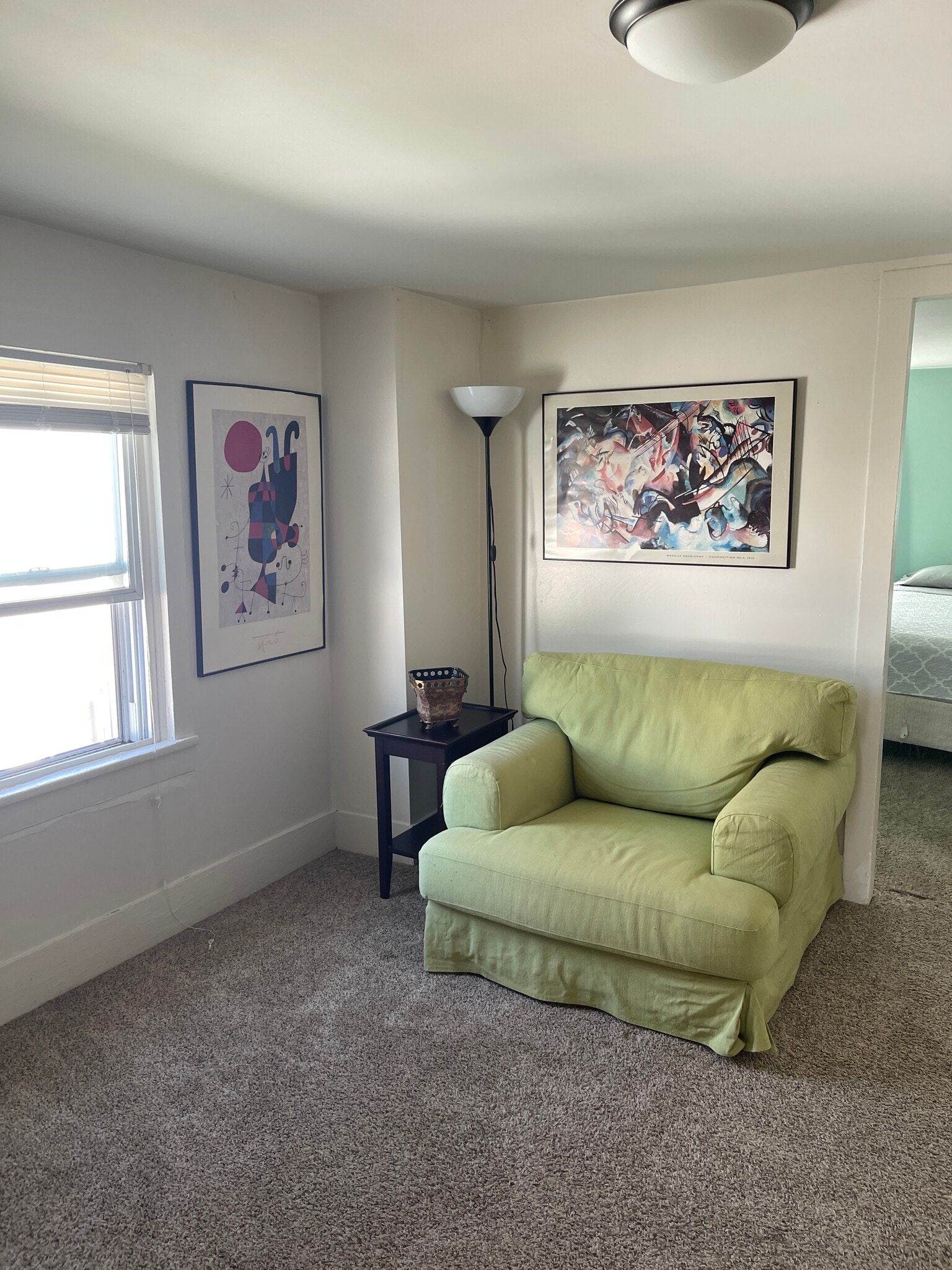 Upstairs office area - 938 Vine St