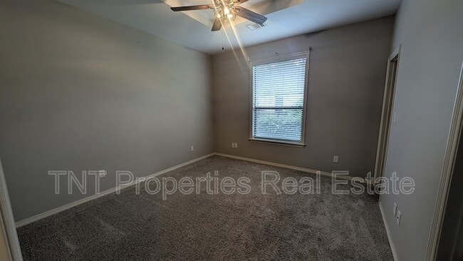 Building Photo - 2009 Moses Creek Ct