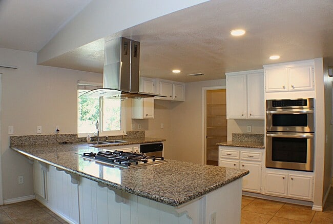 Building Photo - Spacious Ranch-Style Home on Half Acre wit...