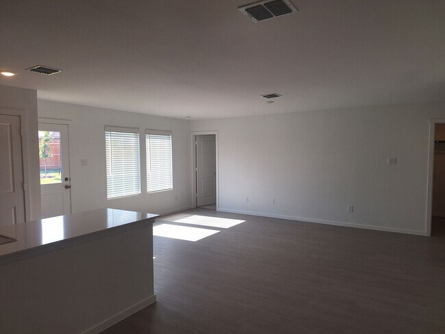 Building Photo - 15009 Bushwacker Wy