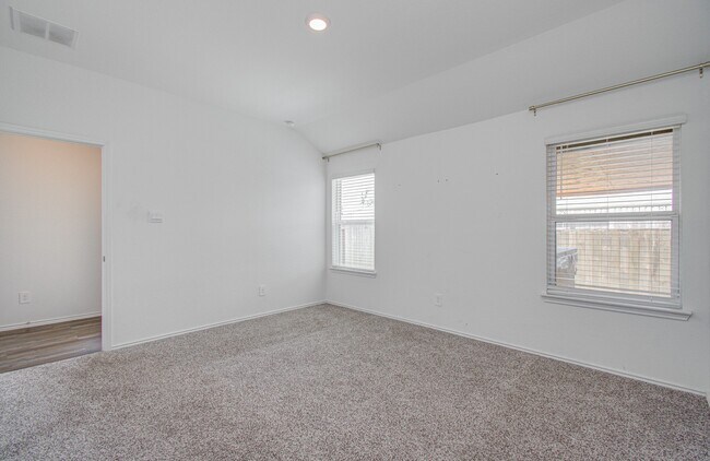 Building Photo - 6111 Grove Of Pnes St