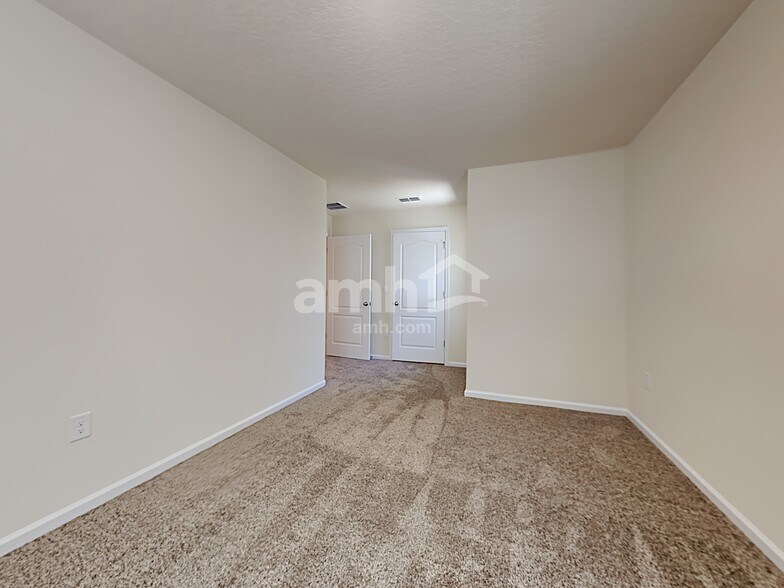 Building Photo - 298 Caminha Rd