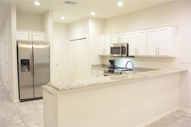 Building Photo - 1213 Grantham Dr