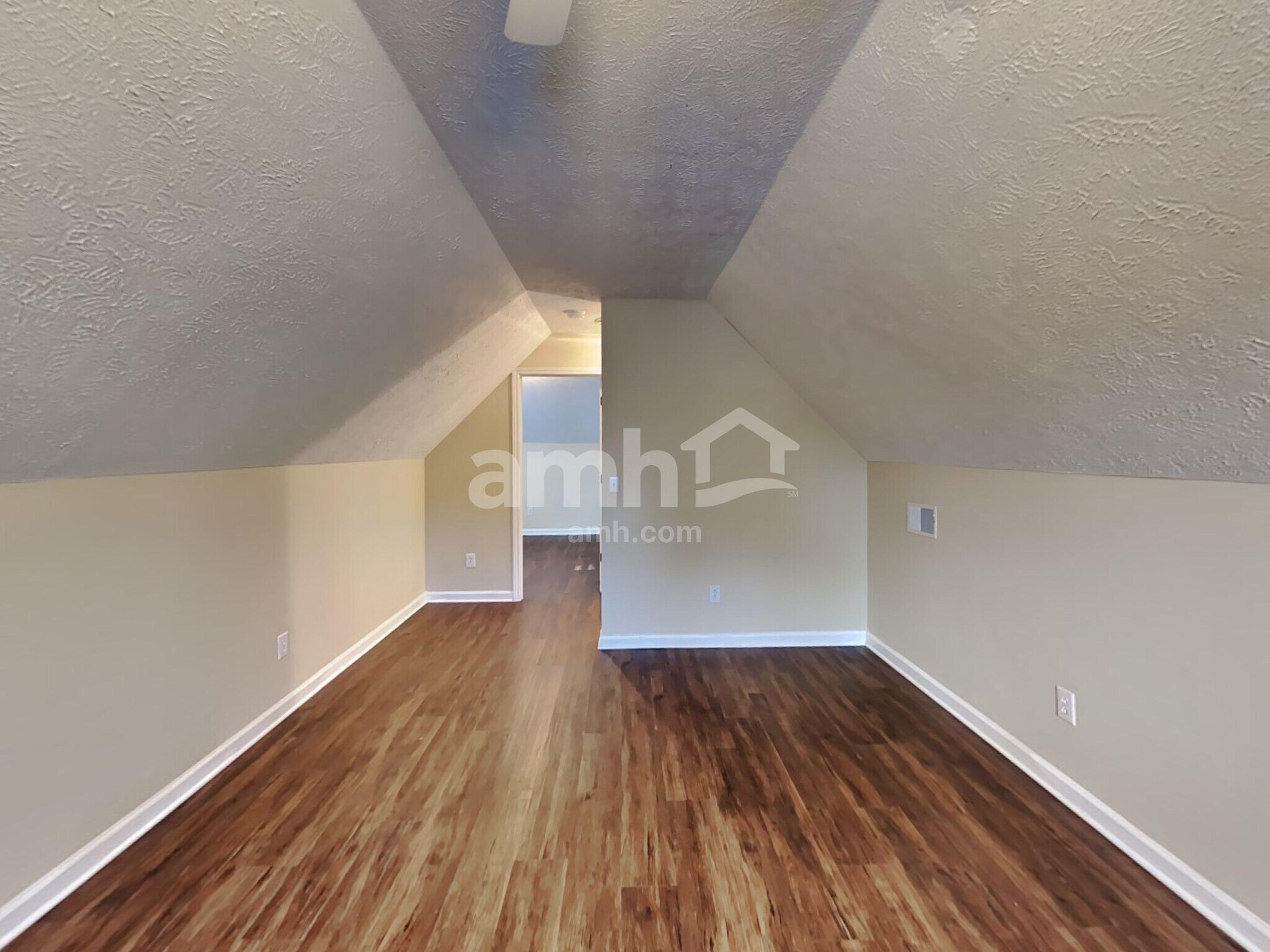 Building Photo - 315 Thetahill Rd