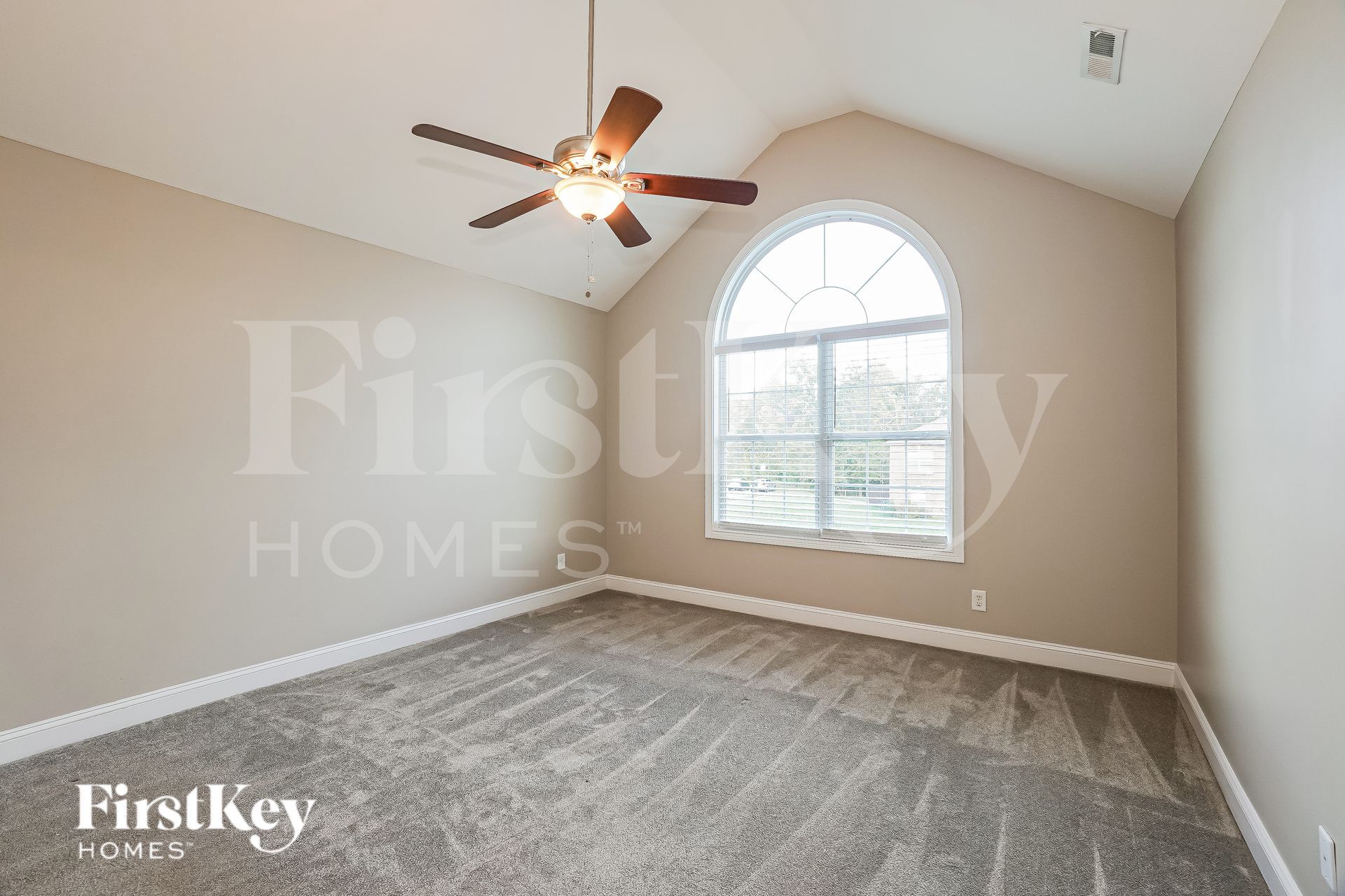 Building Photo - 2592 Hattington Dr