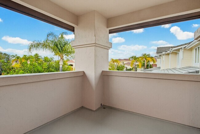 Building Photo - Gorgeous Custom Built Scripps Ranch Home Available Now!