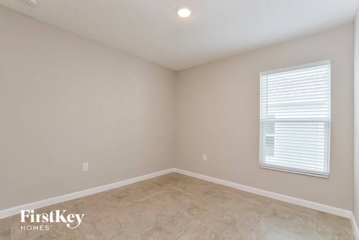 Building Photo - 610 Lindbergh Wy