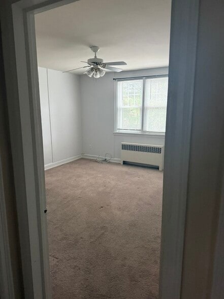 bedroom - 112 Fairfield Ln