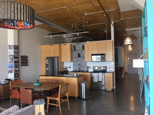 Building Photo - 1 br, 1 bath Condo - 730 Stinson Blvd