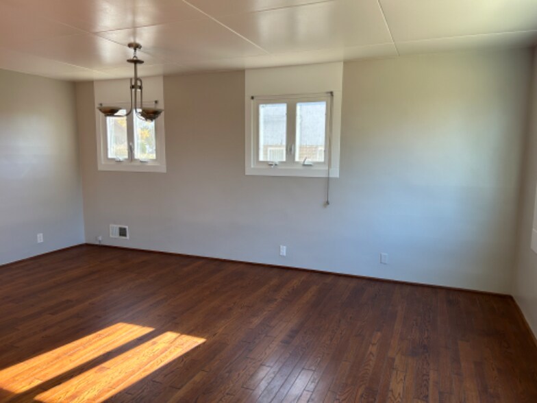 Building Photo - 5819 Black Hawk Dr