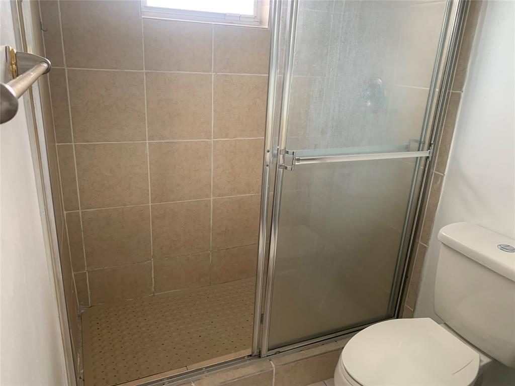 Building Photo - 4243 NW 68th Way