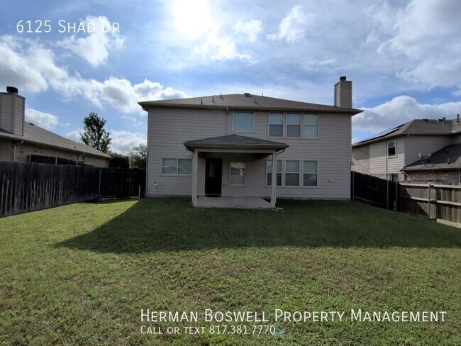 Building Photo - 6125 Shad Dr