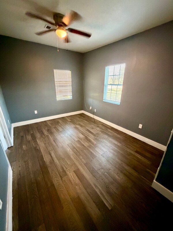 Building Photo - 120 W 18th St