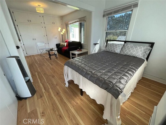 Building Photo - 274 Cliff Dr