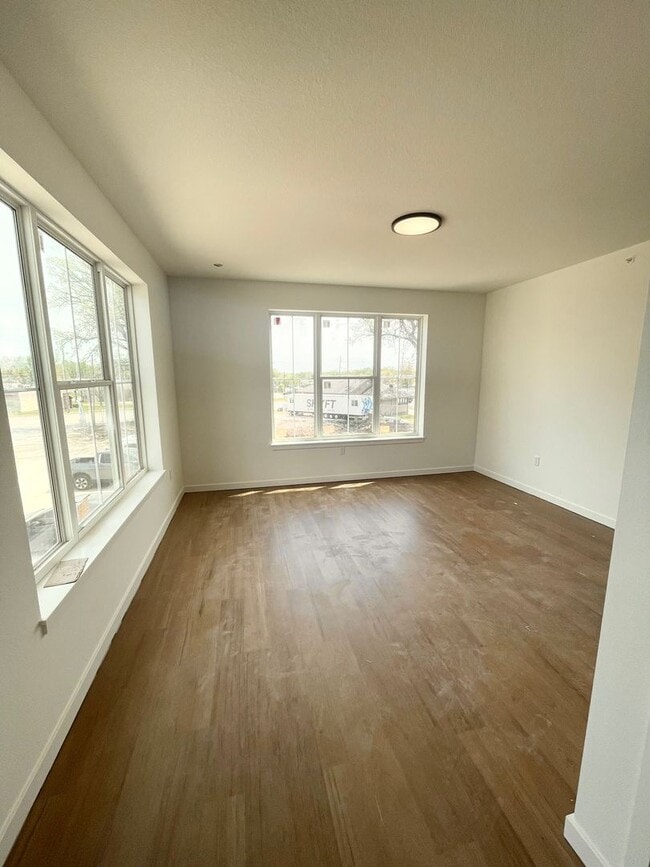 Building Photo - Park Indy Rowhomes