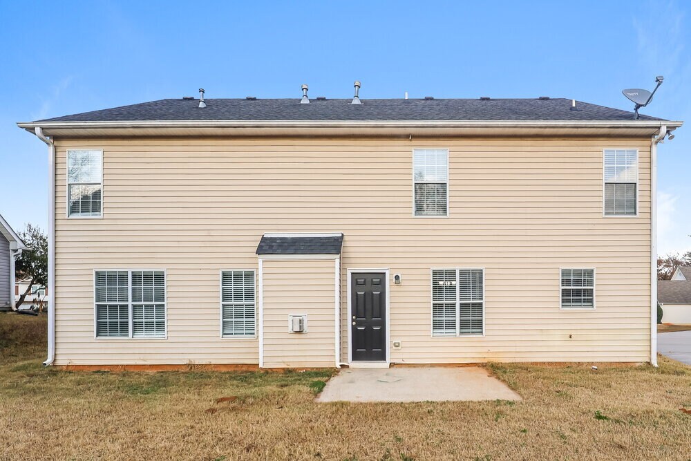 Building Photo - 3661 Colonnade Ct