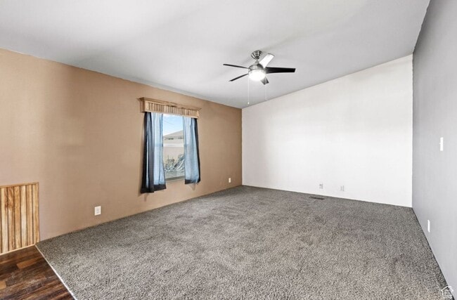 Building Photo - Kamas 3 Bedroom Home Available Now