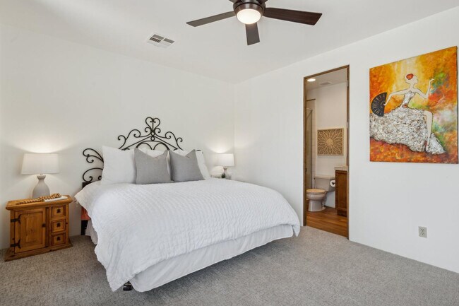 Building Photo - 7701 E Golden Eagle Cir