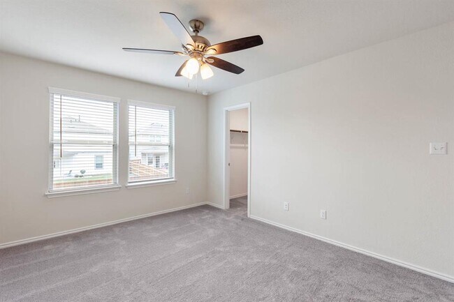 Building Photo - 116 Fiery Skipper Ln