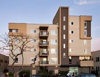 Building Photo - 816 S Carondelet St
