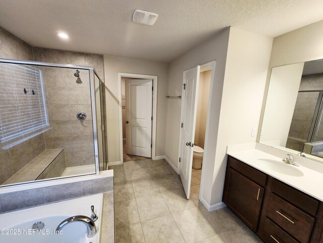 Building Photo - 11303 Streamsong Dr