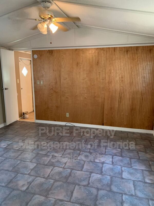 Building Photo - 5401 SE 28th Ct