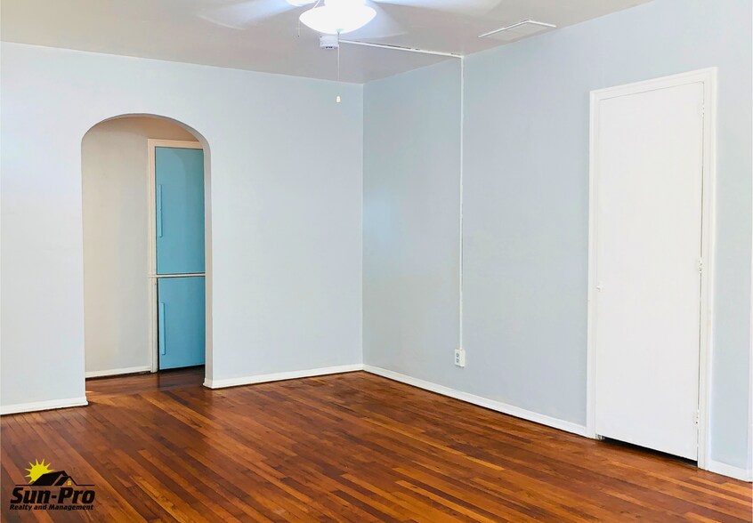 Building Photo - 517 Braddock Ave